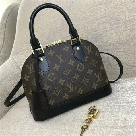 Louis Vuitton Casual Bags & Handbags for Women 